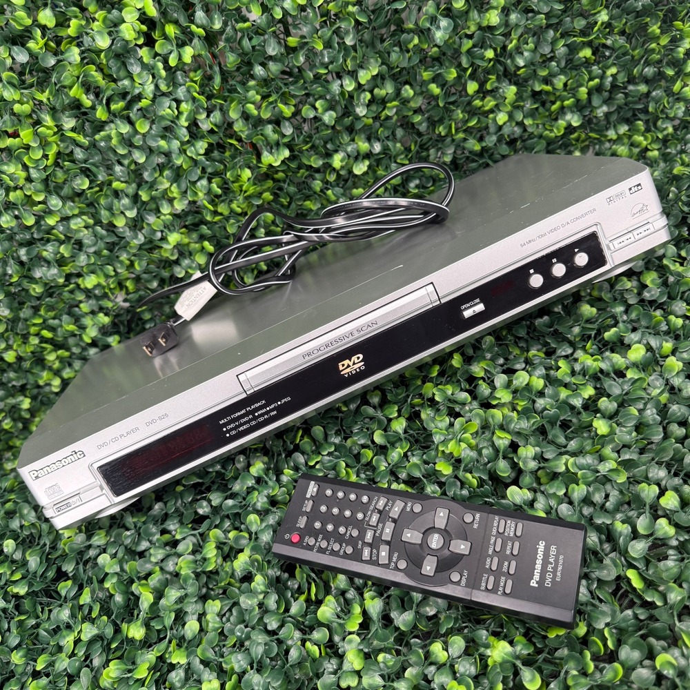 Panasonic DVD-S25 Progressive Scan DVD CD Player Silver with Remote EUR7621070